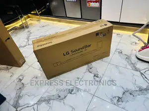 Crisper Sound Quality LG S80QR Soundbar With Woofer