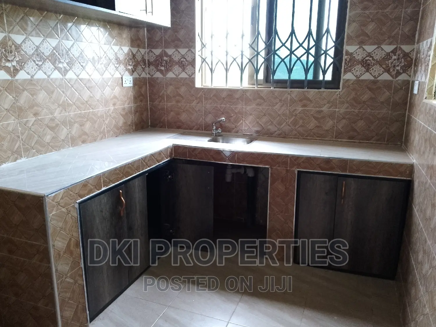 2bdrm Apartment in Dki Properties, Oyibi for rent