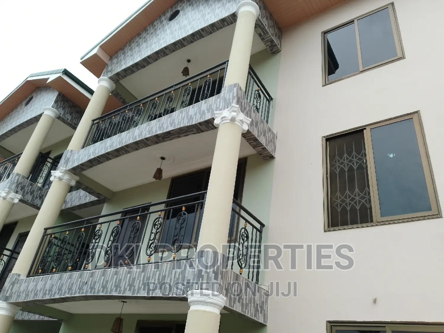 2bdrm Apartment in Dki Properties, Oyibi for rent
