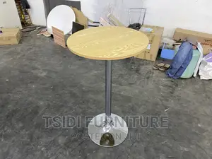 Classic Bar Table