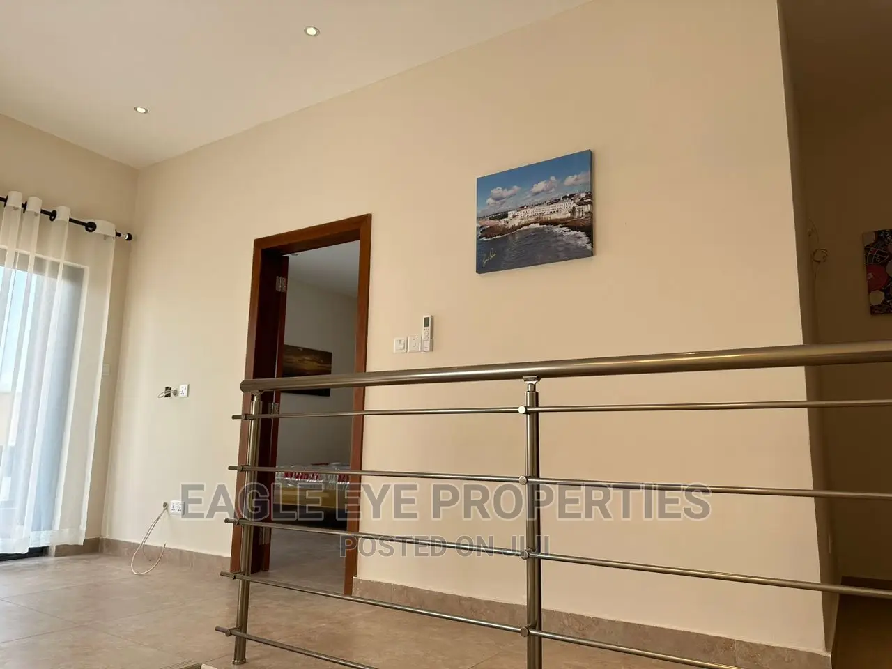 4bdrm Townhouse/Terrace in Oyarifa for sale