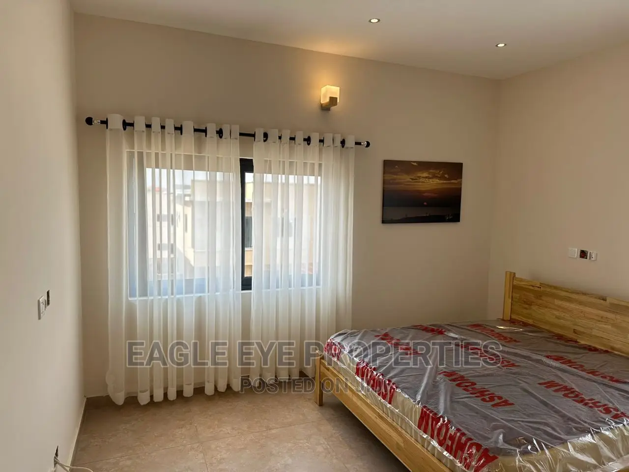 4bdrm Townhouse/Terrace in Oyarifa for sale