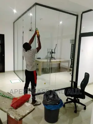 Frameless Glass Office Partition