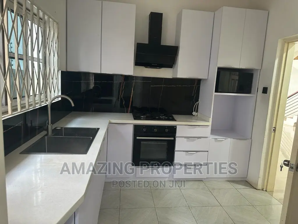4bdrm House in Spintex for rent