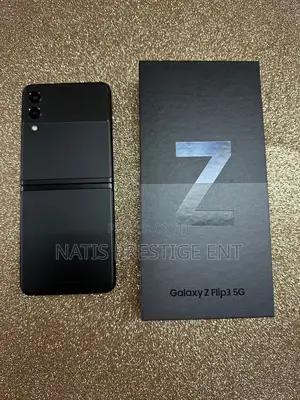 New Samsung Galaxy Z Flip3 5G 256 GB Black