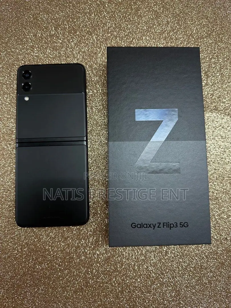 New Samsung Galaxy Z Flip3 5G 256 GB Black