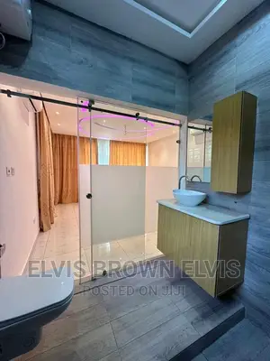 Executive 3 Bedrooms House for Sale at Lakeside