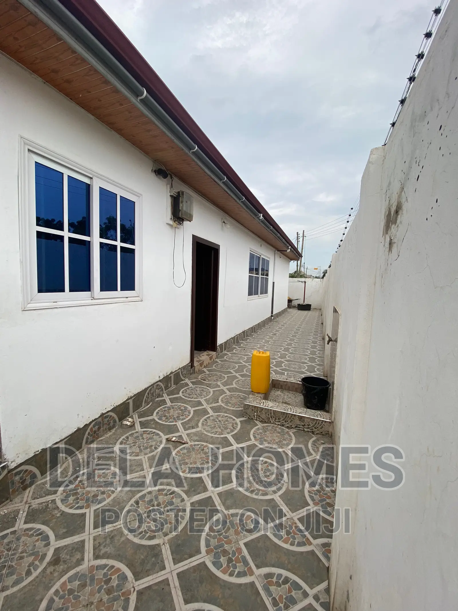 Three Bedroom Self Compound for Rent at Adenta.