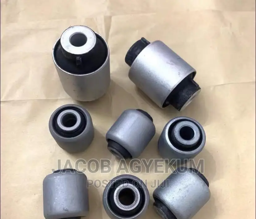 Toyota R4 Lowam Bushings 2012/207