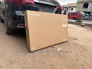Samsung 55” Zealous UHD Smart Screen  Au7000