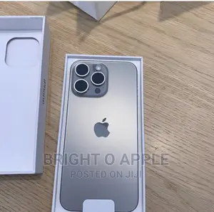 New Apple iPhone 15 Pro Max 256 GB White