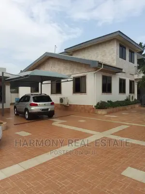 5bdrm House in East Legon for sale