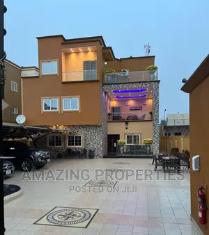 5bdrm House in East Legon for sale