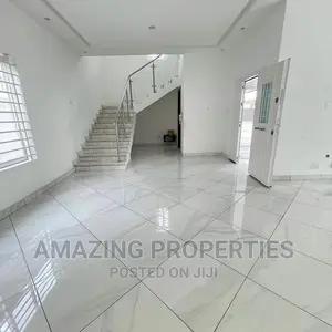 3bdrm Townhouse / Terrace in East Legon for rent