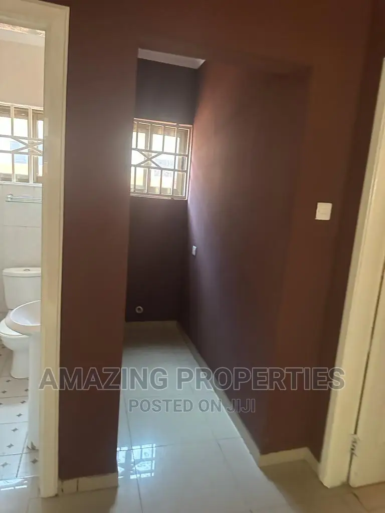 3bdrm House in Spintex for rent