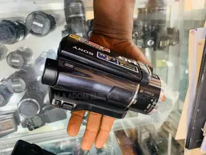 Quality Yet Affordable Sony HDR-XR550 HD Handycam Camcorder