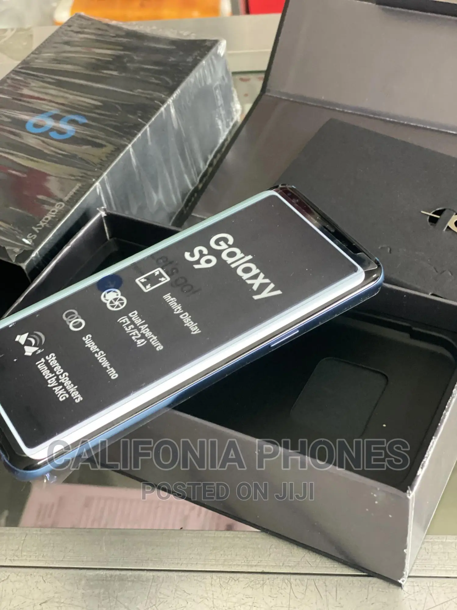 New Samsung Galaxy S9 64 GB Blue