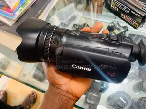 High Quality Canon VIXIA HF G20 Full HD Camcorder,Black 