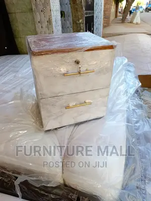 New Side Drawer or Lock. Free Delivery