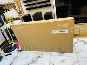 Crystal Clear Sound Samsung UHD Smart 55”Bu8000 Tv 