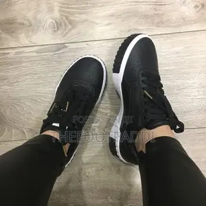 Original Puma Cali