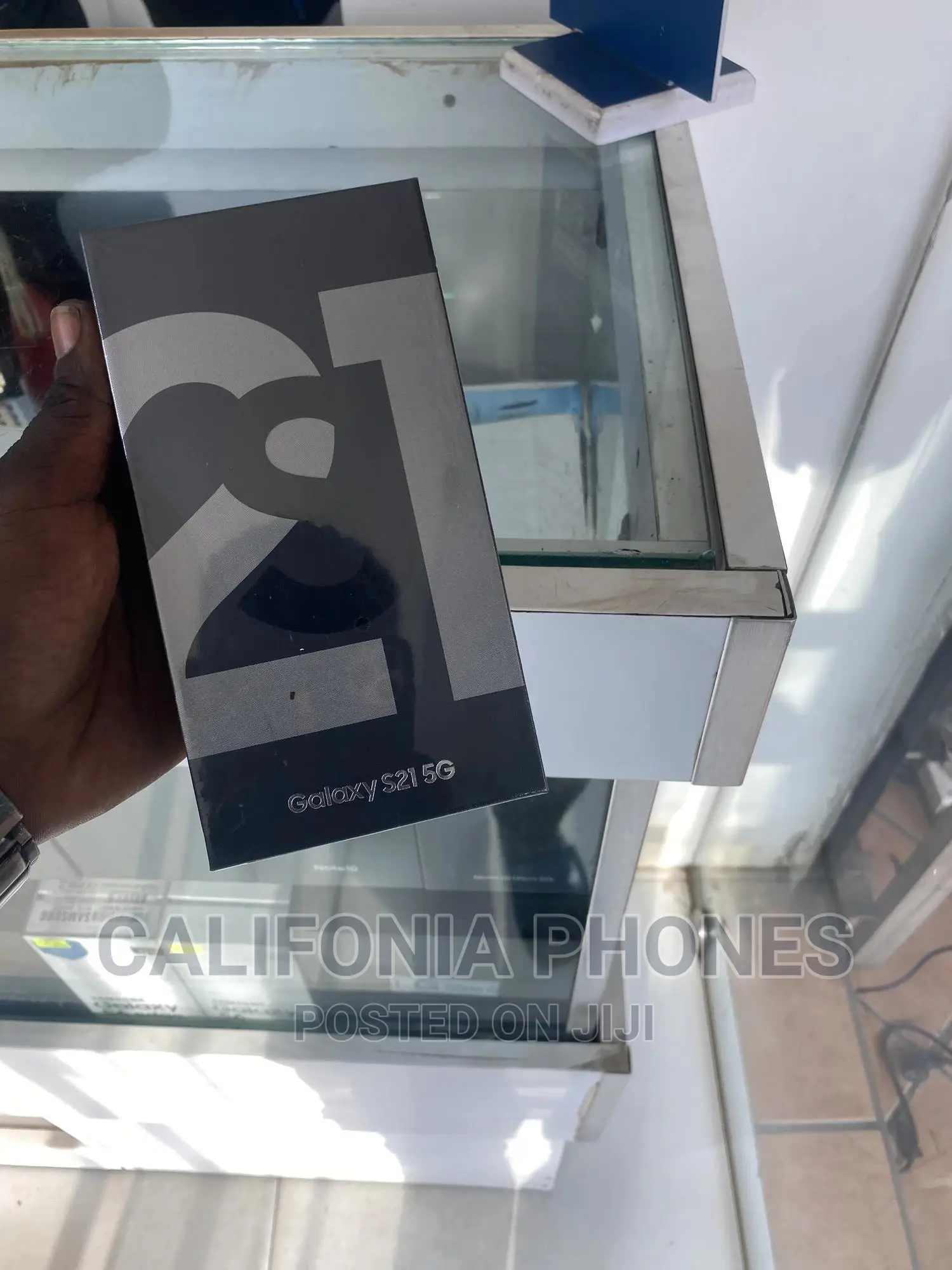 New Samsung Galaxy S21 5G 128 GB Silver