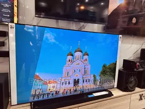 Realistic Contrast UHD Smart 65”Bu8000 Samsung Tv 