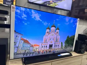 Fine Tune Colors Samsung UHD Smart LED 65”Bu8000
