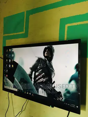 43inches TOSHIBA Digital Satellite Smart Tv