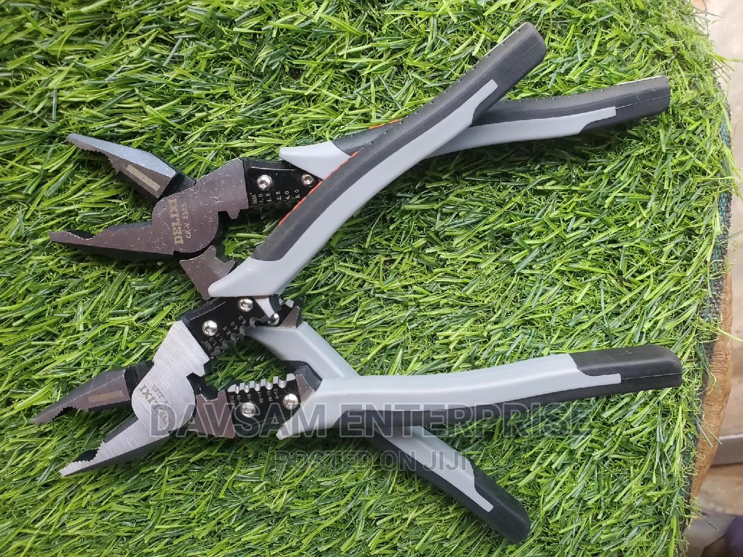 Special Pliers 9 Inches