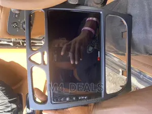 Mercedes Benz G63(g-Class) 2010 Model Android Carplay Stereo