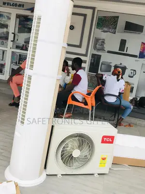 TCL 2.5hp Split Standing Airconditioner Gas Essential
