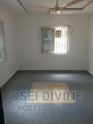 Exe Single Room S/C Roundabout