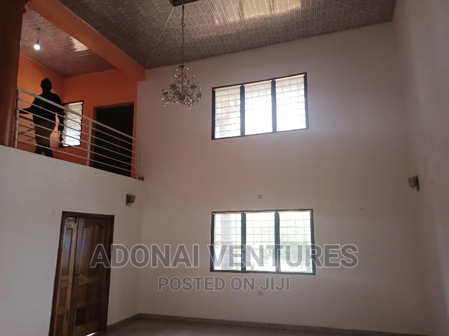 8bdrm House in Sokoban Kwanwoma, Kumasi Metropolitan for sale