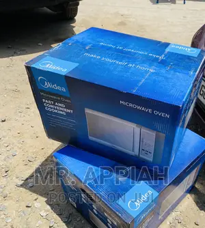 Heat It Up in Style With Midea Microwave EM928ETB,Silver