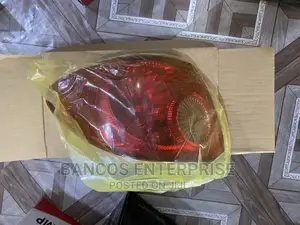 Toyota Corolla 2003/2004/2005/2006 And 2007 Tail Lights