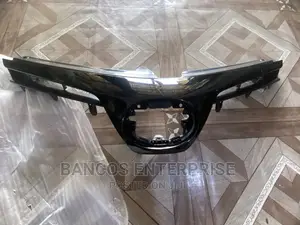 Toyota Corolla 2017SE Front Top Bumper Grille