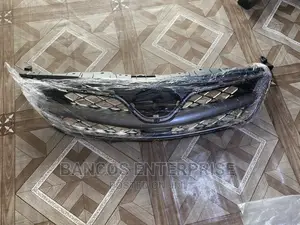 Toyota Corolla 2011-2013 Top Bumper Grille
