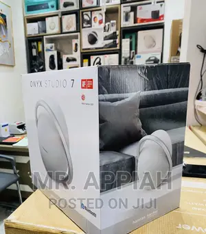Unleash the Sound With Harman Kardon Onyx 7 Speaker