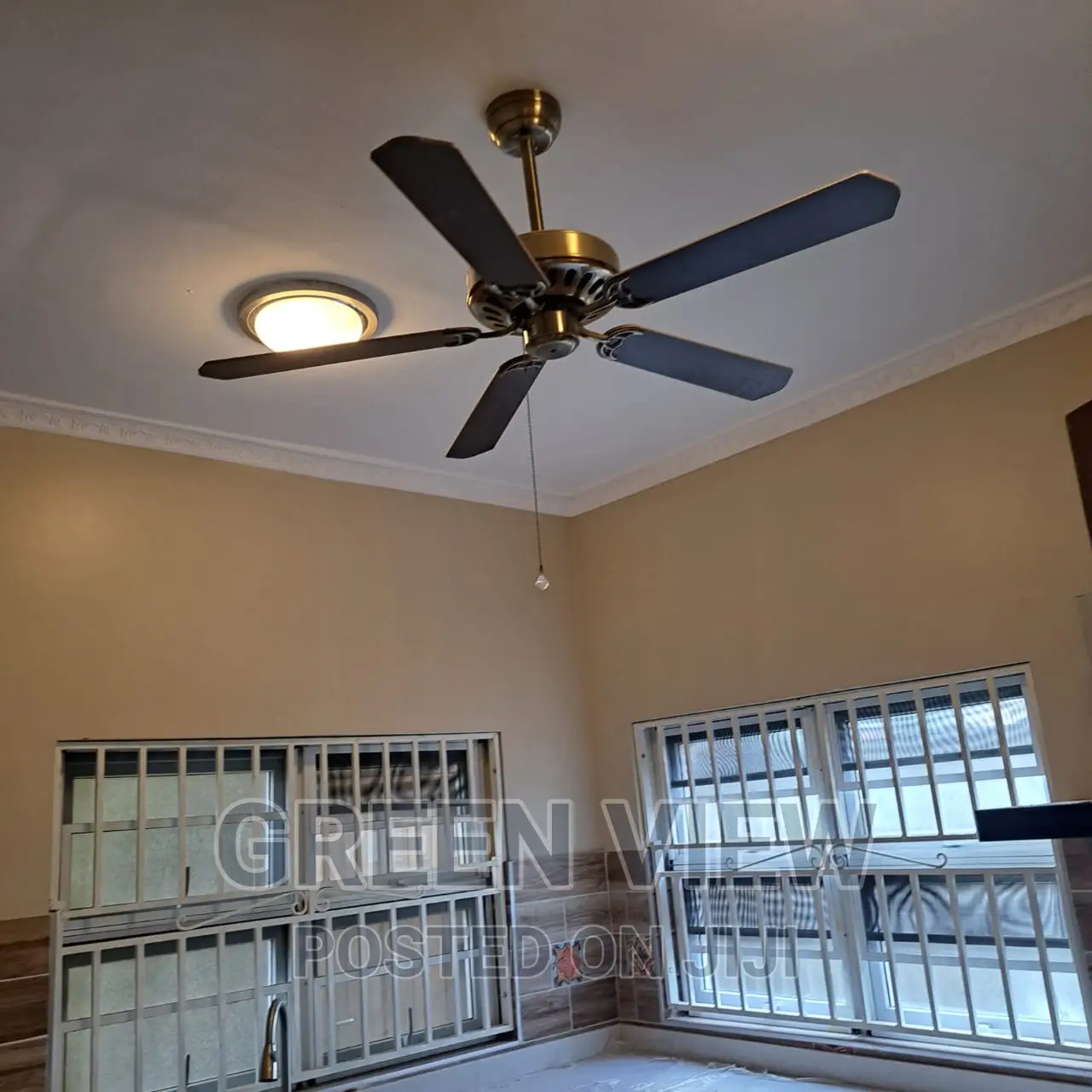4bdrm Duplex in West Hills Mall Area for sale