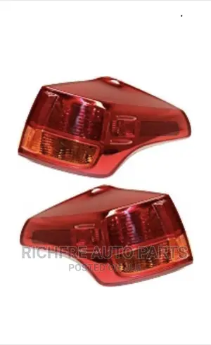 Toyota RAV4 Tail Light