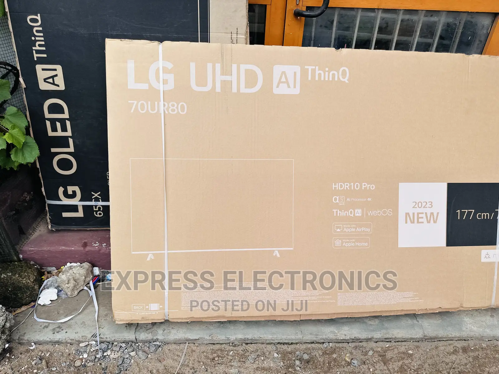 Zealous Sleek UHD Smart 70”UR80003 LG