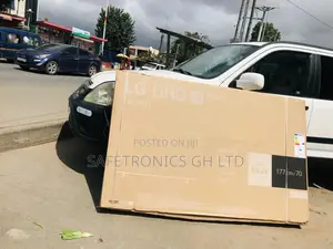 Glossy Real LED Ur80 70 Inches Lg Crystal UHD Smart Tv 