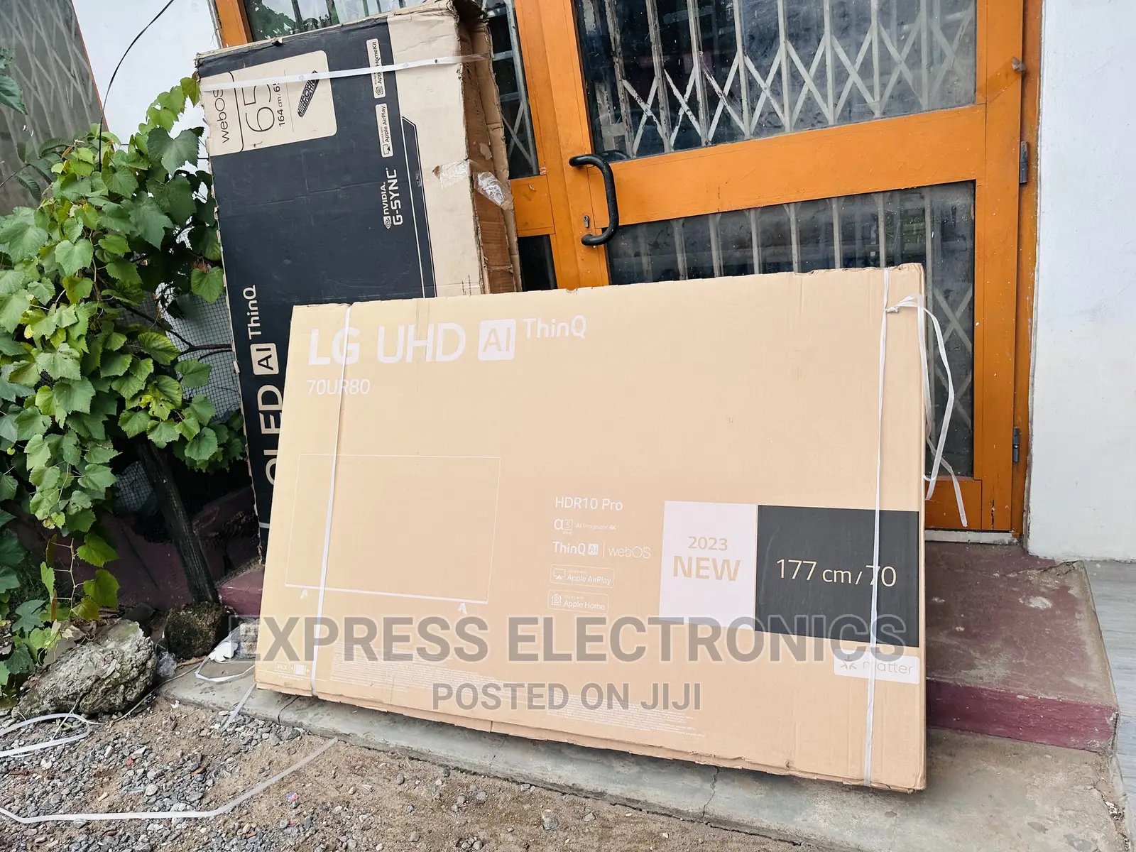 2023 Model Lg UHD Smart 70”UR80003