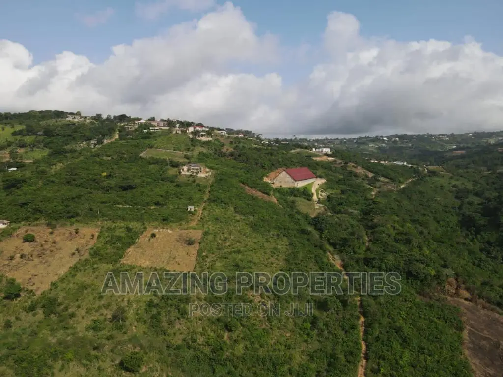 13 Plots of Land for Sale at Aburi Peduase
