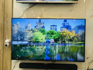 Samsung UHD Crystal Smart T5300 32 Inches Glossy LED Tv 