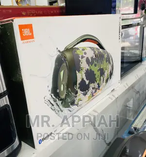Fast and Efficient JBL Boombox 3 Waterproof Speaker(Black)