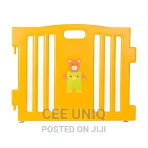 8 Panels Safety Play Center Yard