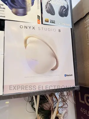 Unleash the Power Onyx 8 Bluetooth Speaker