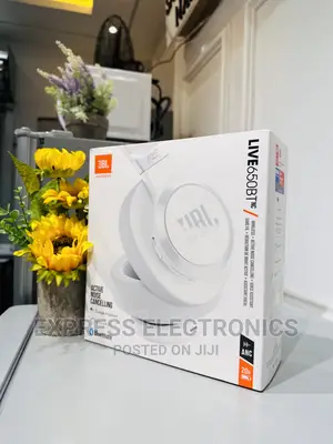 Kick Your Listening Device With JBL Live 650BT Headphones